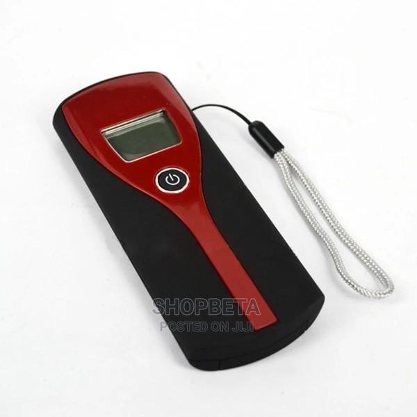 Alcohol Tester Breathalyzer · Photo 2