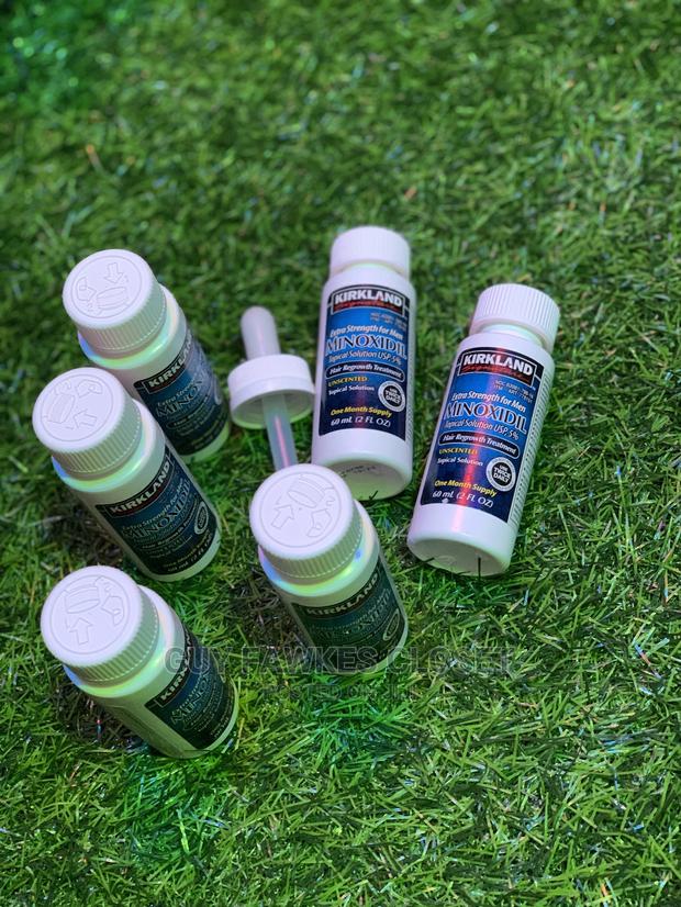 Kirkland Minoxidil · Photo 1