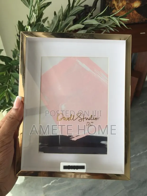 Gold Rimmed Picture Frame · Photo 1