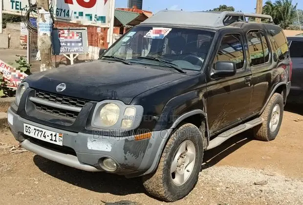 Nissan Xterra 2004 Black · Photo 1
