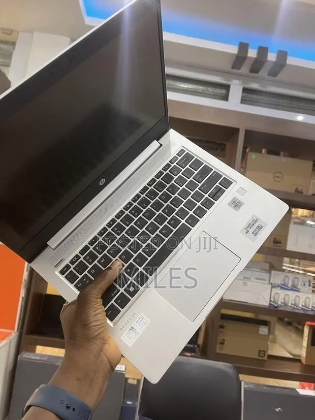 Laptop HP ProBook 430 G7 8GB Intel Core i5 HDD 500GB · Photo 1