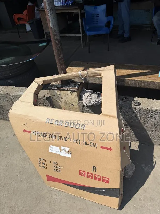 Honda Civic 2016,2018,2020,2017,2019,2021, Door Available · Photo 1