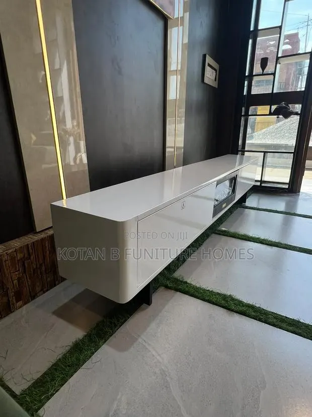 Bluetooth TV Stand · Photo 1