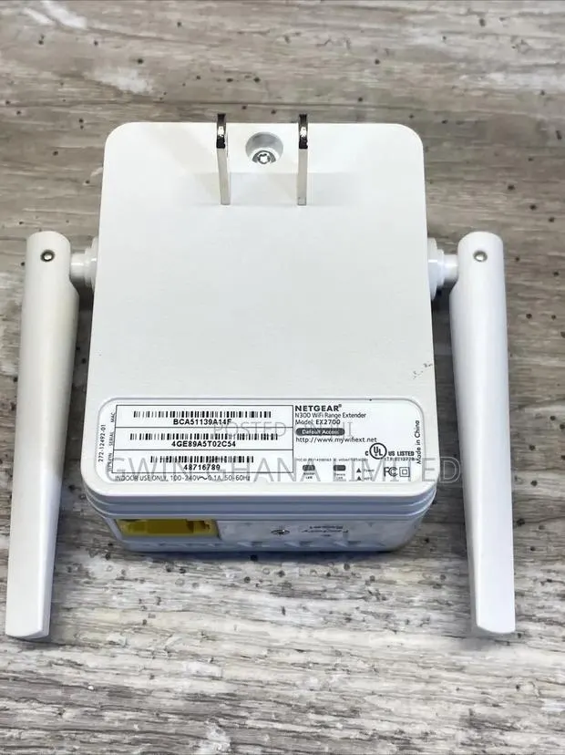 NetGear Wi-Fi Range Extender EX2700 - 800 Sq Ft and 10 Devices · Photo 2