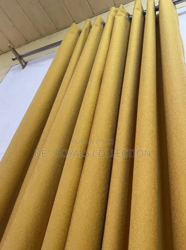 Total Sunblock Curtains · Photo 1