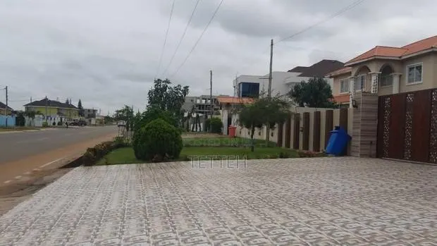 Furnished 4bdrm House in American House for sale