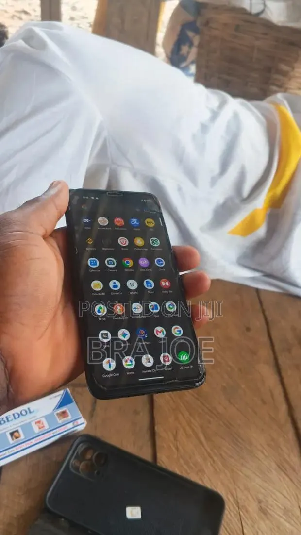 Google Pixel 4a 5G 128 GB Black · Photo 1