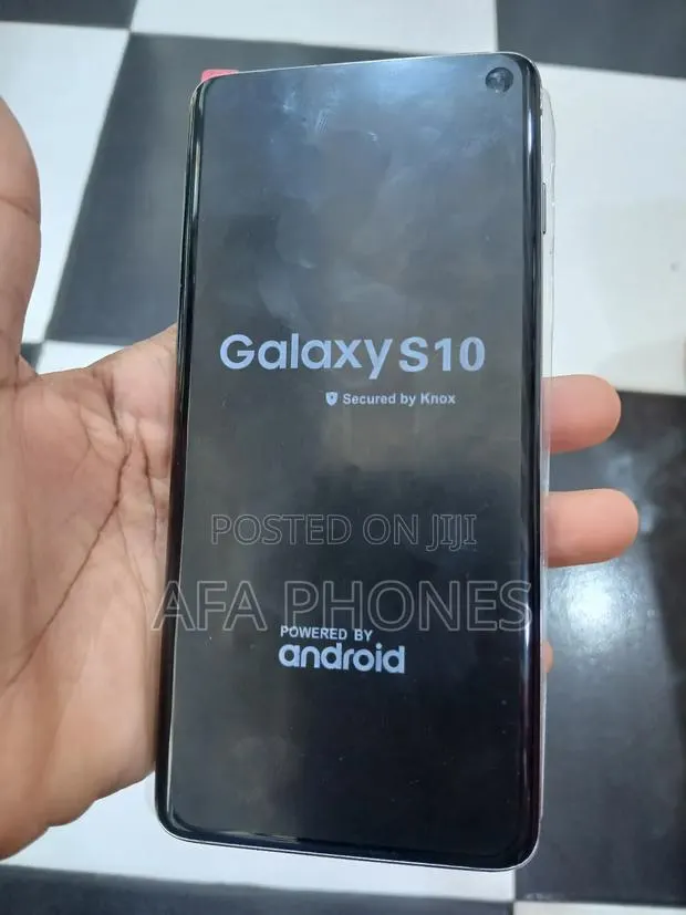 Samsung Galaxy S10 128 GB Black · Photo 1