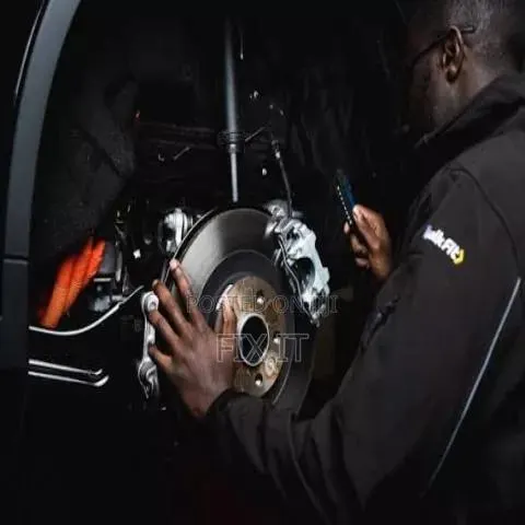 FIX IT Mercedes Brake Repair — Inspection Servicing · Photo 1