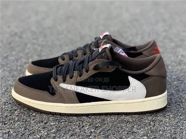 Nike Travis Scott Brown · Photo 1