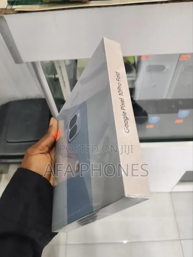 New Google Pixel 10 Pro Fold 256 GB Black · Photo 1