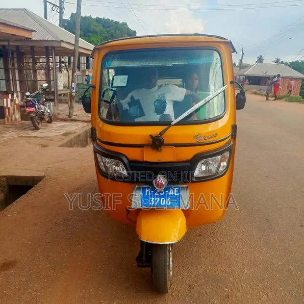 Tricycle 2025 Yellow · Photo 1