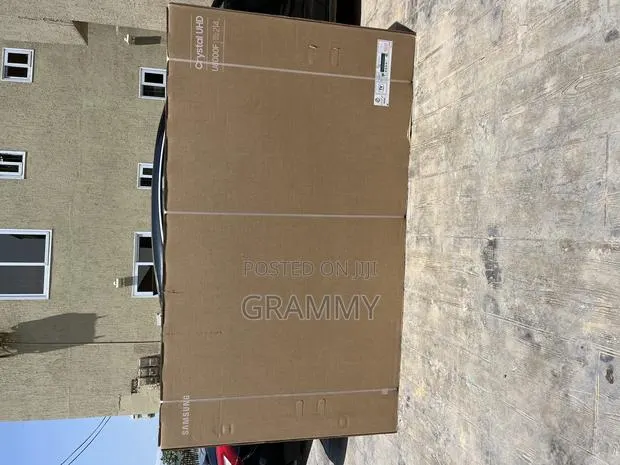 Samsung 2025 U8000f Brand New 85 Inches · Photo 1