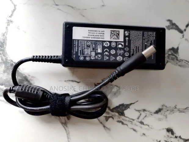 Dell Big Pin Laptop Charger · Photo 1