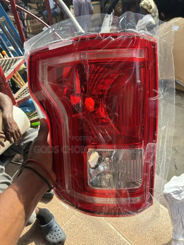 Taillight Ford F150 2015-2016-2017 No Led · Photo 1