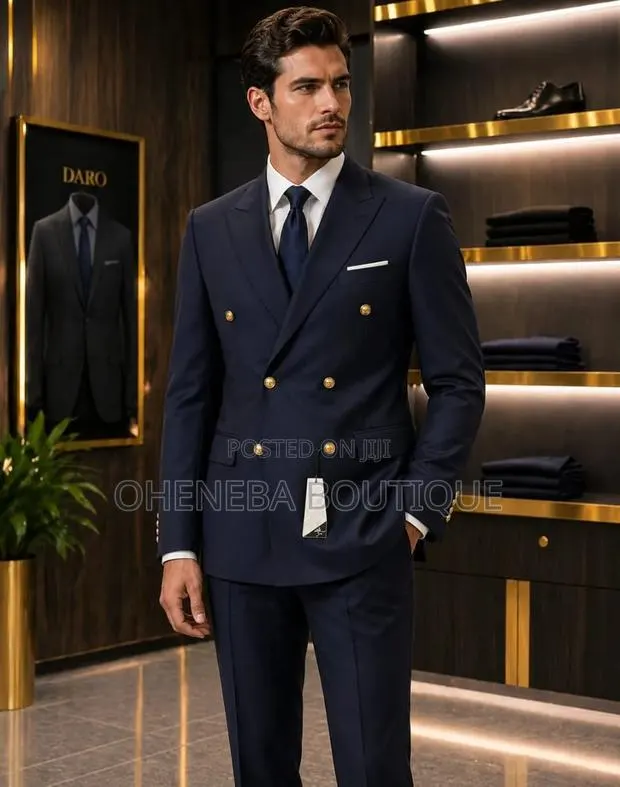 Double Breasted Suit for Men · Photo 1