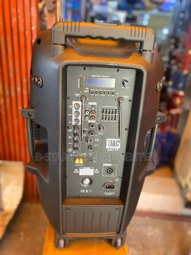 15” Chargeble Speaker · Photo 1
