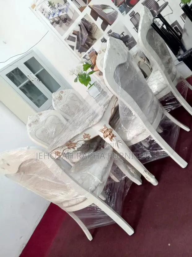 Royal Dining Sets · Photo 1