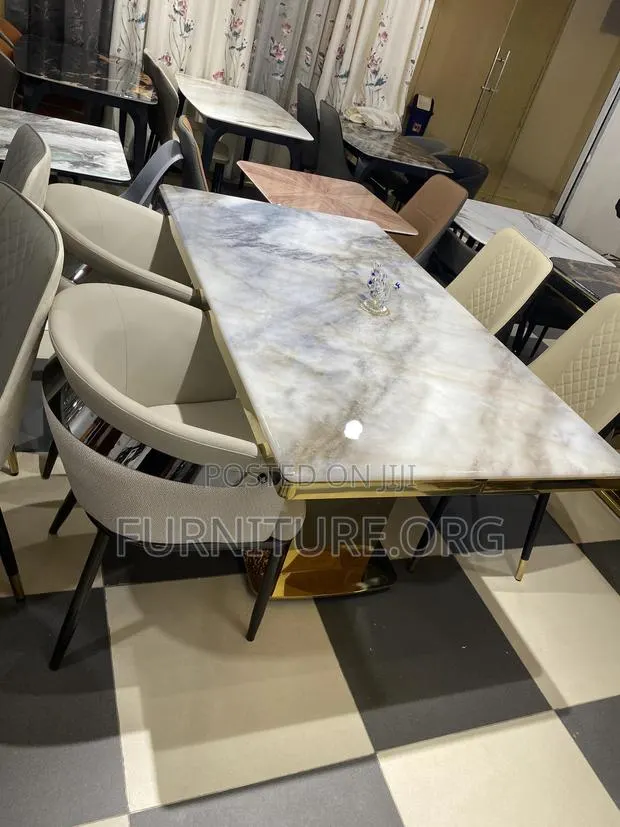 4 Seater Marble Dinning Set · Photo 1