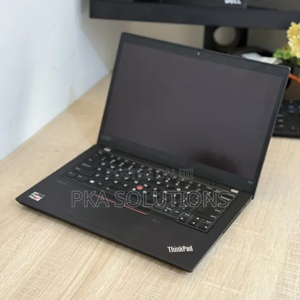 Laptop Lenovo ThinkPad X13 Gen 2 16GB AMD Ryzen 7 SSD 256GB · Photo 1