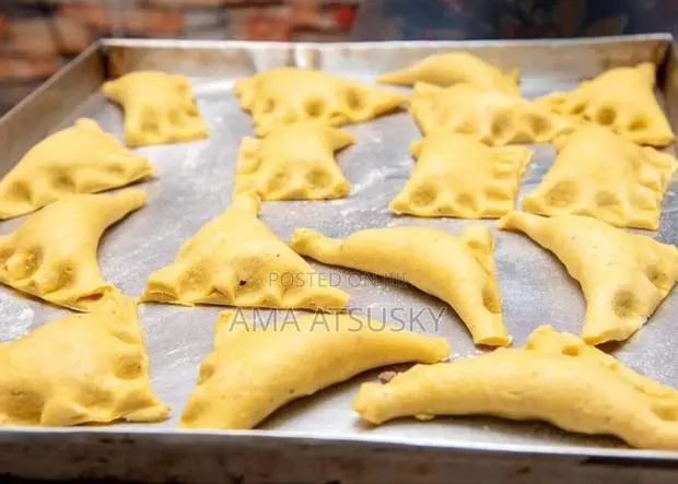 Meat Pie Seller's Needed for Immediate Employment · Photo 1