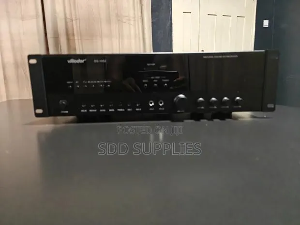 720w 4 Channels Amplifier With Independent Volume Control · Photo 1