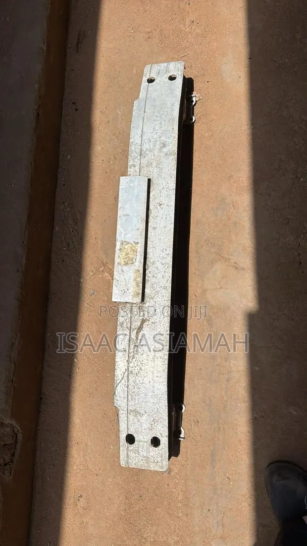 Honda Accord 2018,2020,2021,2022 Back / Rear Reinforcement Bar · Photo 1
