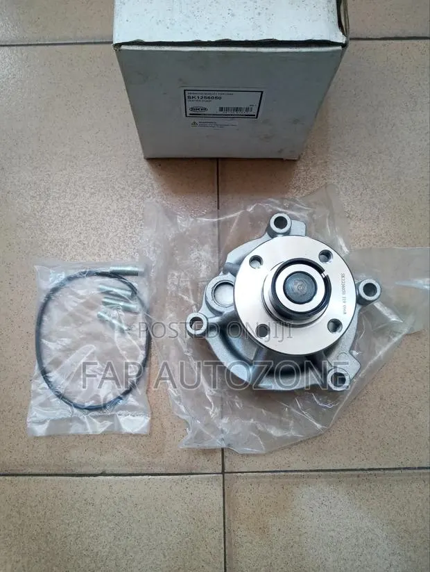 Genuine SKP Ford F150 , Explorer,E150,E250,E350 Water Pump From USA · Photo 1