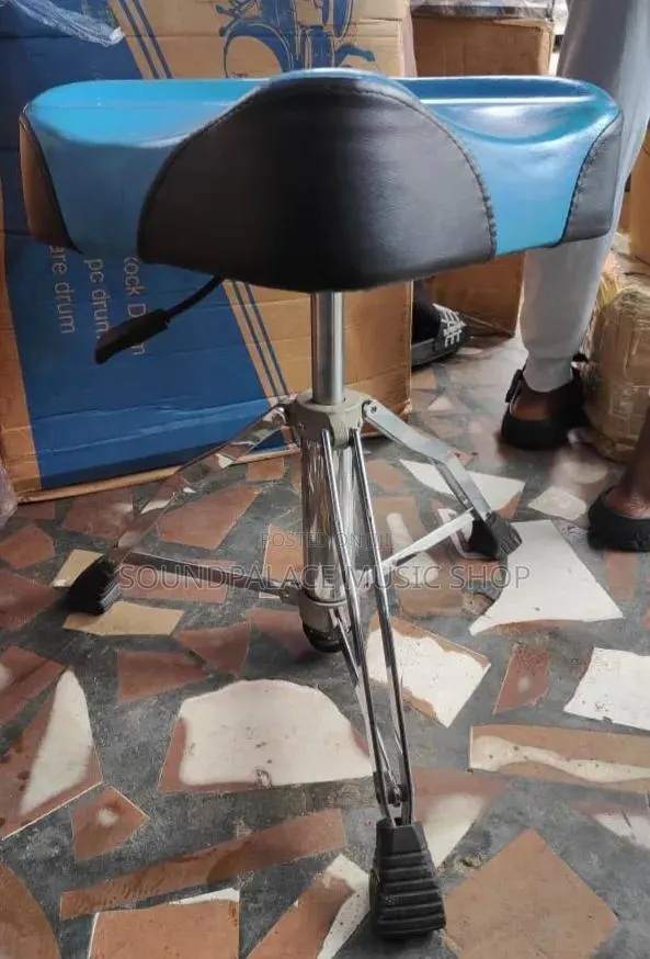 Blue and Black Saddle-Style Drum Throne (Heavy Duty) · Photo 1