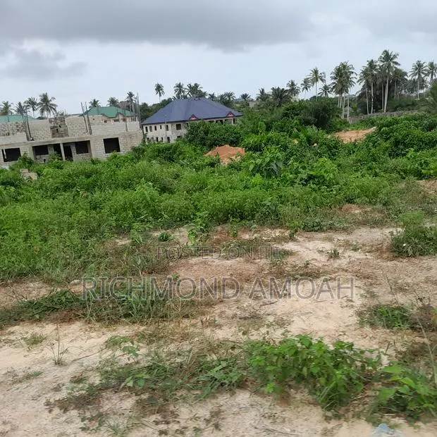Plot for Sale at Agric · Photo 1