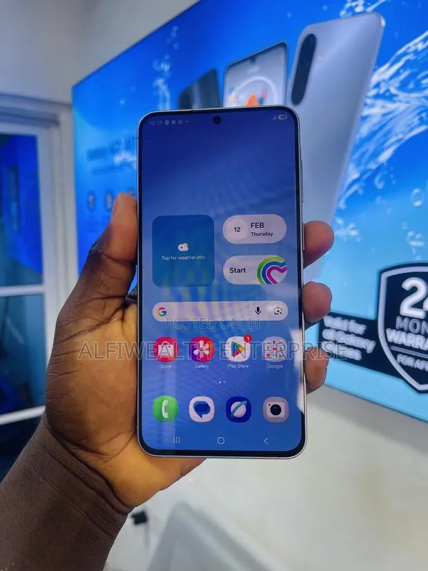 New Samsung Galaxy A57 256 GB Silver · Photo 1