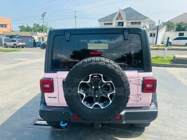 Jeep Wrangler 2023 White · Photo 1