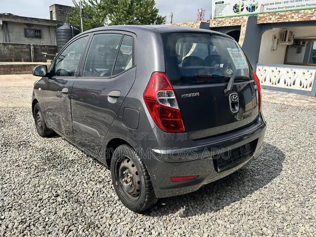 Hyundai I10 2013 Gray · Photo 1