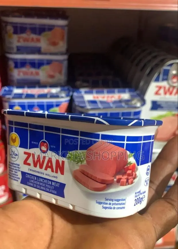 Zwan Luncheon Meat 200g · Photo 1