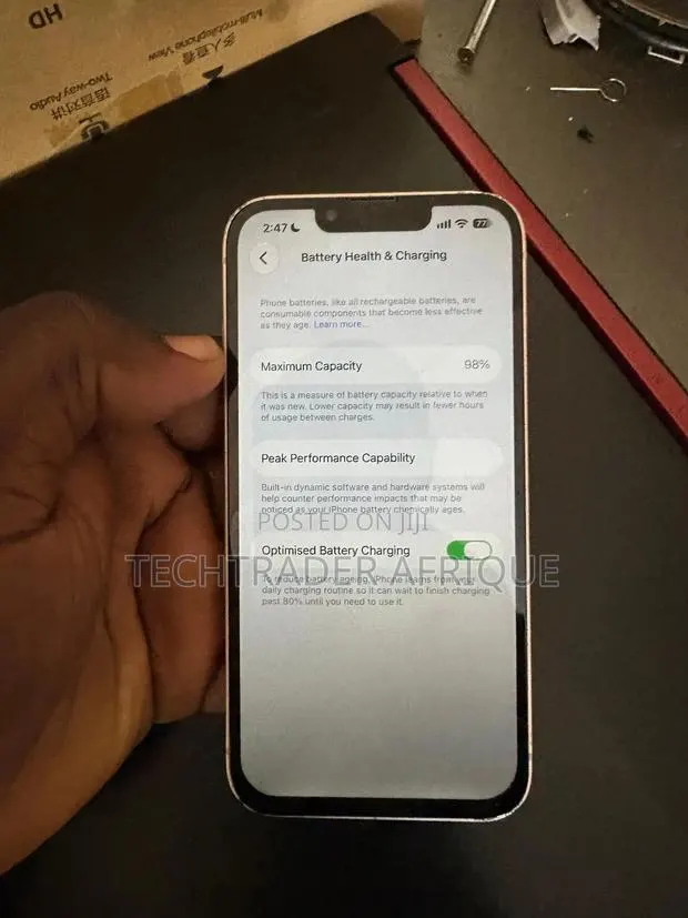 Apple iPhone 13 128 GB Pink · Photo 1
