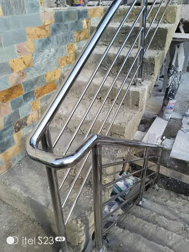A17 Stainless Balustrade · Photo 1