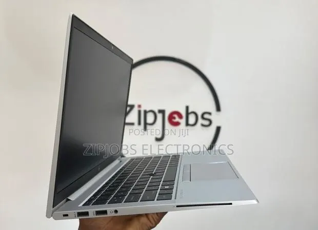 Laptop HP EliteBook 840 G6 8GB AMD Ryzen 5 SSD 256GB · Photo 1
