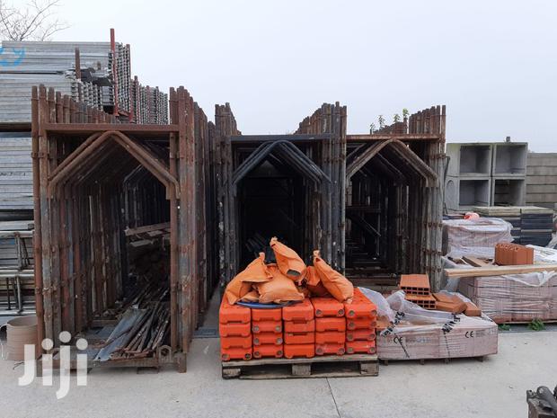Scaffold/Italian Quality H Flame/Props/Decking Plates/Pillar · Photo 1