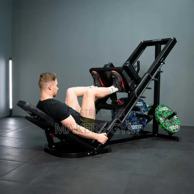 Leg Presses (Extreme) · Photo 1