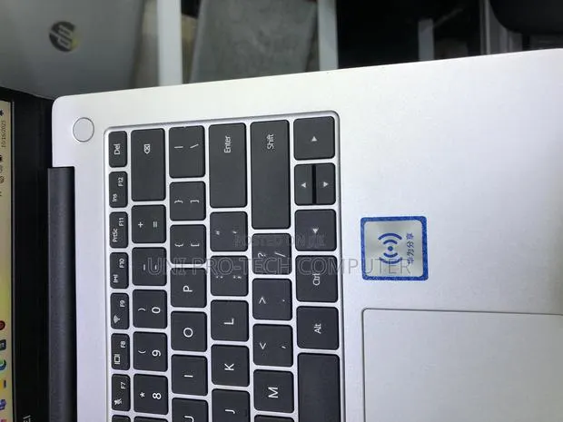 Laptop Huawei Matebook D 15 16GB Intel Core I5 SSD 512GB · Photo 1