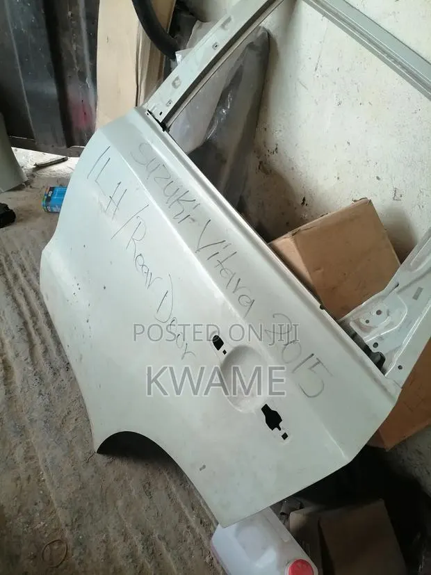 Suzuki Vitara 2015 Lh Rear Door · Photo 1