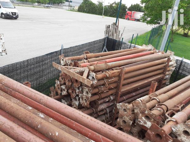 Props/Acrojack/Poles · Photo 3