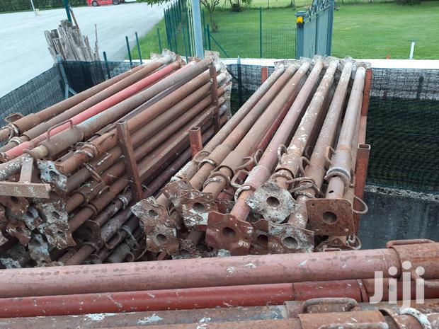 Props/Acrojack/Poles · Photo 5
