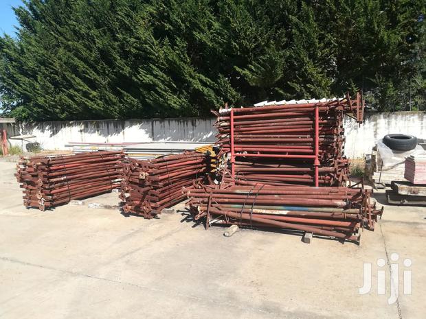 Props/Acrojack/Poles · Photo 6
