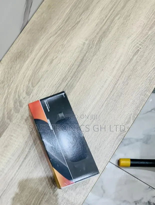 Affordable Sleek Bluetooth Bose Soundlink Flex Black Speaker · Photo 1