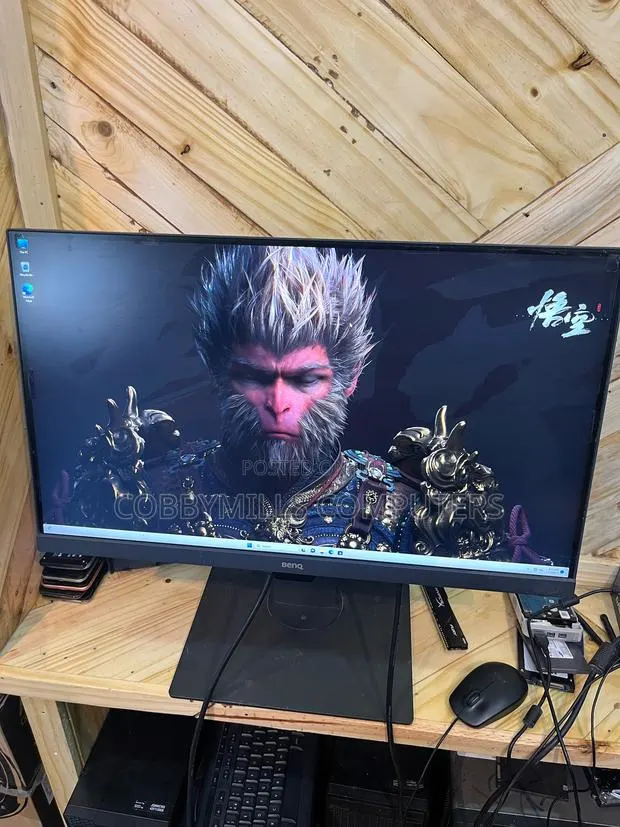 Benq 27inches Monitor · Photo 1