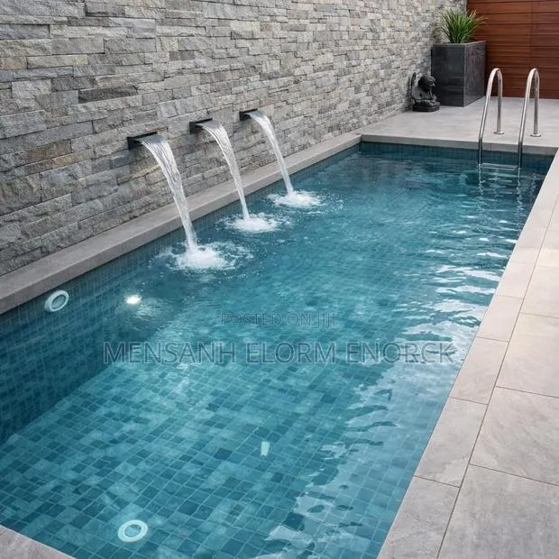 Swimming Pool · Photo 1
