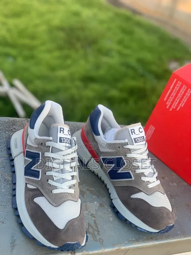 Brand New Balance 1300 · Photo 1