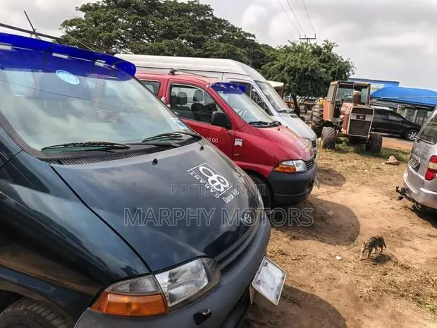 Toyota HiAce 2008 Blue · Photo 1