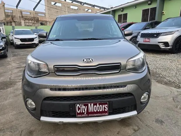 Kia Soul 2017 Gray · Photo 1